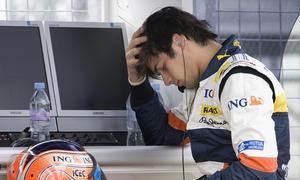 Renault comunica a Nelsinho Piquet su despido