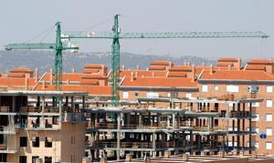 Los visados para construir viviendas nuevas caen un 61,1% hasta agosto