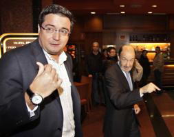 Mañueco a acusa a López de «doble bara de medir» en el caso de Medina