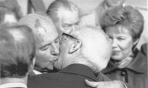 La URSS se hace pedazos