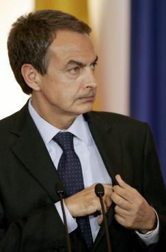 España ultima un pacto con Somalia que avale extraditar a los dos piratas