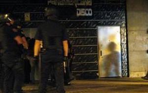Cierran 113 locales ilegales en un año