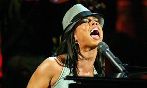 Alicia Keys cantará en YouTube el Día Internacional de la Lucha Contra el Sida