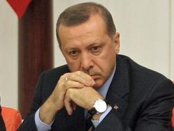 Erdogán pide «revertir el error del referéndum» suizo sobre los alminares