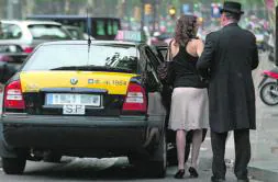 Factura Definitivo Revocación Barcelona tendrá taxis sólo para mujeres
