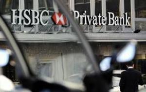 Un empleado de banca suizo entrega a Francia una lista de miles de evasores