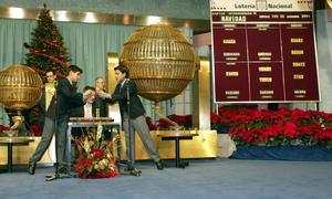 PSOE y ERC pactarán para que el sorteo de Navidad continúe emitiéndose por el día