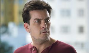 Charlie Sheen ingresa en un centro de rehabilitación