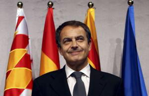 González ataca la España de Zapatero y éste anuncia que «agilizará» el pacto