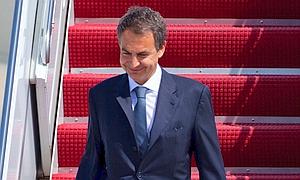 Zapatero telefoneó en dos ocasiones a Rajoy para informarle del préstamo a Grecia