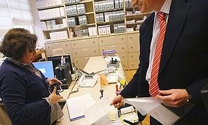 El hermano de Bárcenas presenta la renuncia al escaño en el Senado