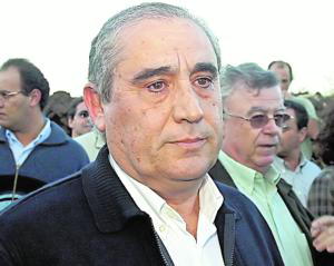 ACFI PRESS  Dimas Martín continúa en el ojo del huracán en la isla de los Volcanes