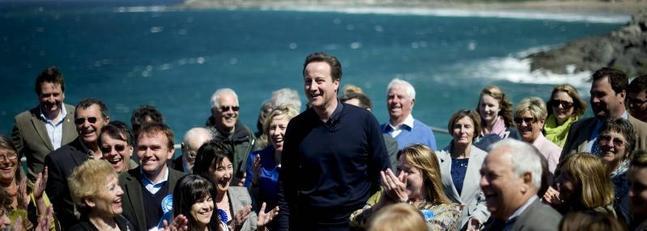 David Cameron se muestra dispuesto a gobernar en minoría