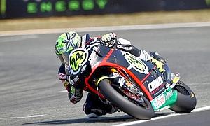 Victoria y liderato para Elías en Moto2