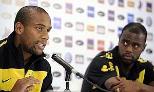 Maicon: «Si me moviese sería para ir al Madrid, pero estoy feliz en el Inter»