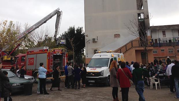 Bloque de viviendas donde se ha producido el fuego / L.MONTES