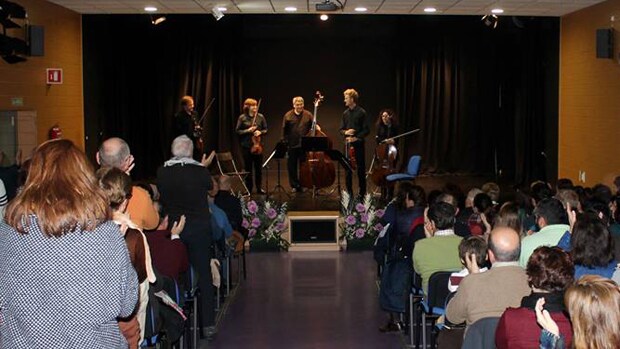 Concierto celebrado en el centro cultural de Montequinto