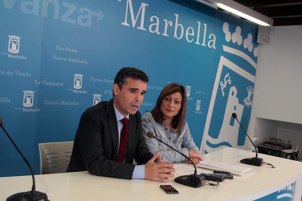 El alcalde de Marbella, José Bernal, en rueda de prensa