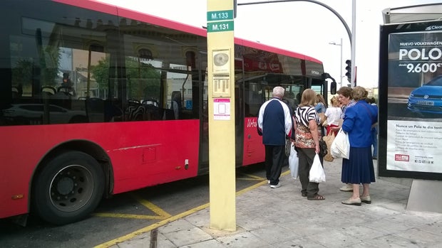 Autobús de la línea 5 a Montequinto / L.M.