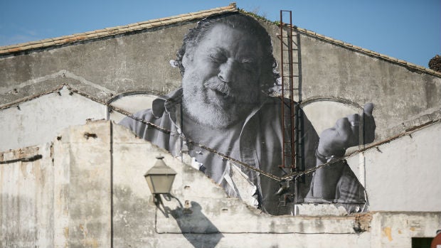 Grandes murales con las figuras del cante en Jerez (J.C. Toro)