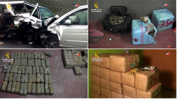 Imágenes del coche del a Guardia Civil embestido y de la droga incautada / ABC