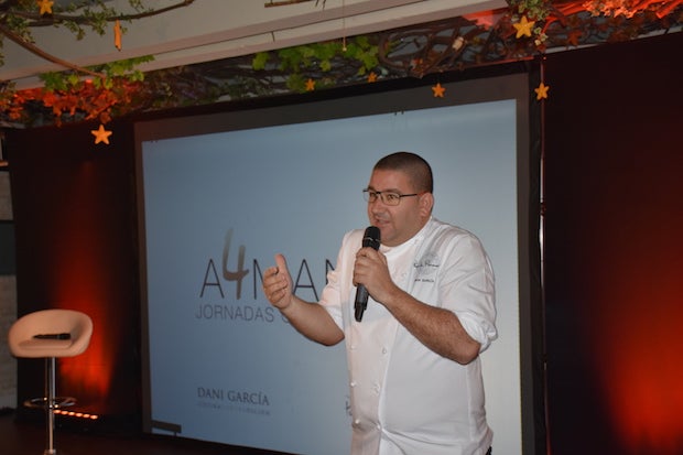 Dani García durante la presentación en su restaurante