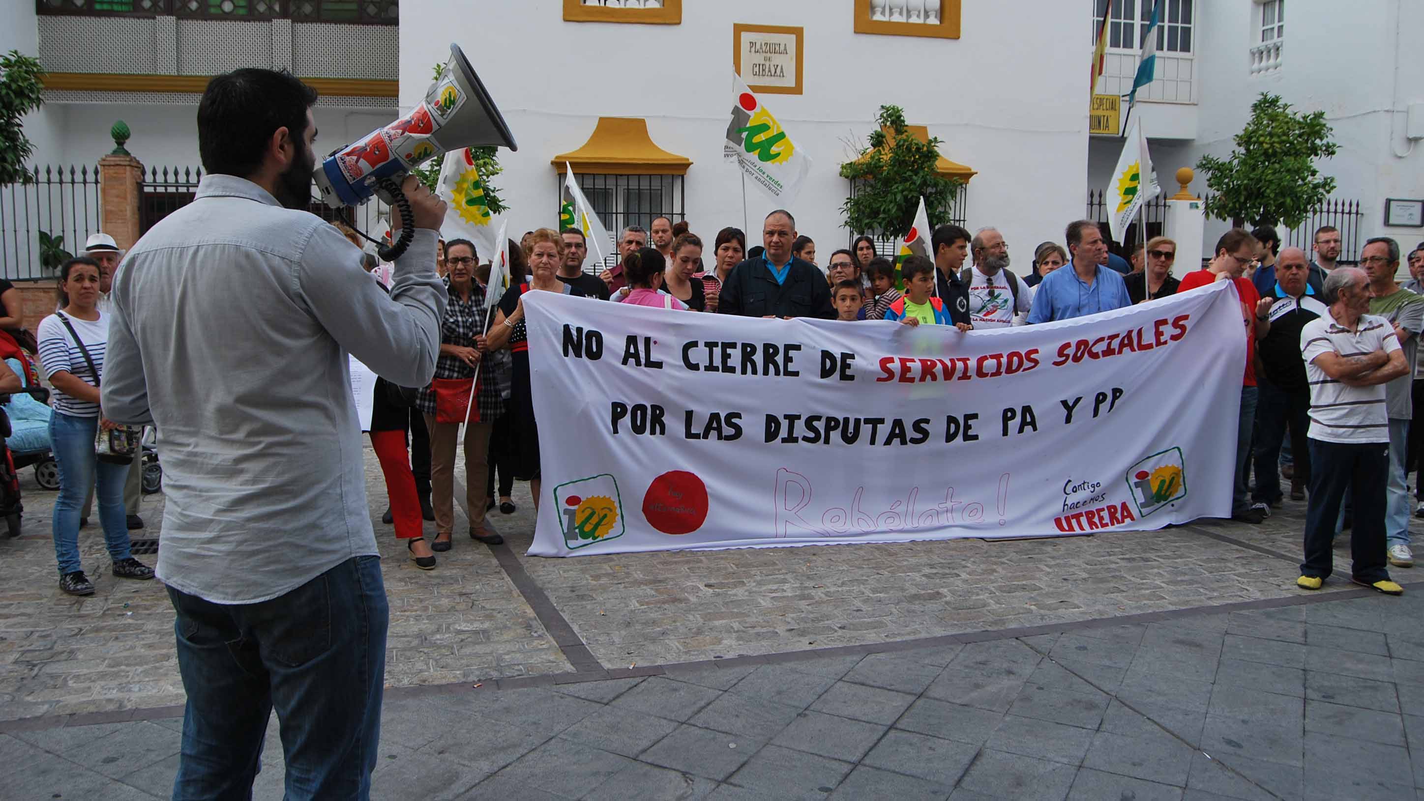 Carlos Guirao, en primer término, durante la manifestación/A.F.