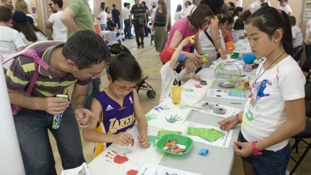 Niños en una actividad del Parque de las Ciencias