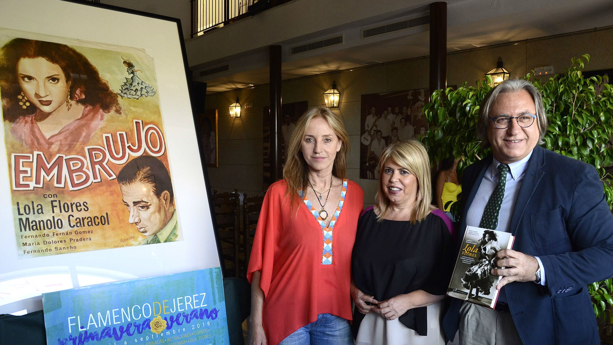 Mariola Orellana, Sánchez y Camas en la presentación del año dedicado a Lola Flores