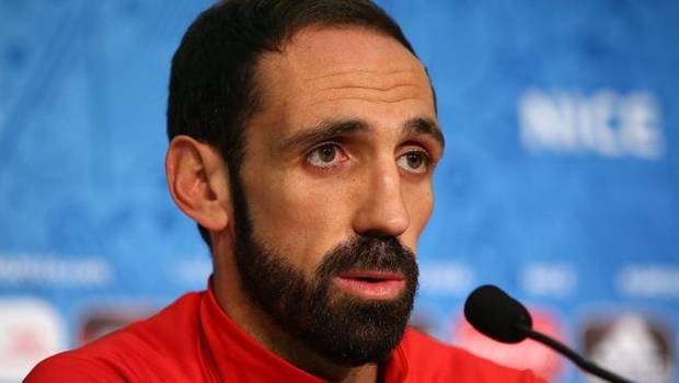 Juanfran, en rueda de prensa.