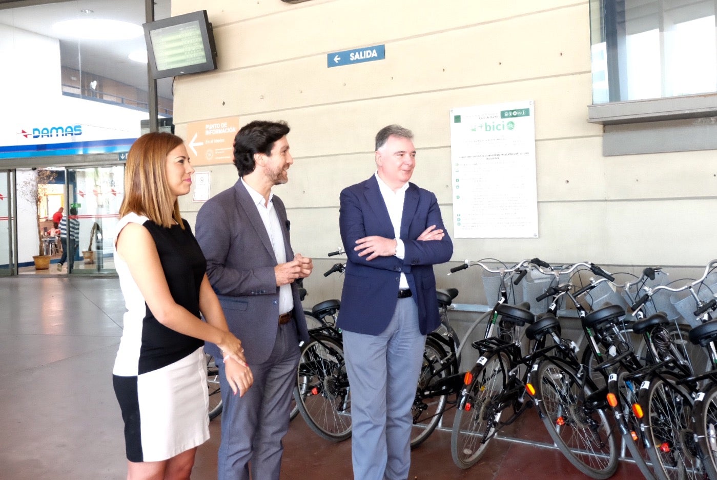 El Consorcio de Transporte refuerza los autobuses con la Costa durante el verano