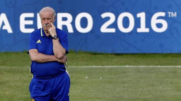 Vicente del Bosque, durante un entrenamiento con la selección española de fútbol.