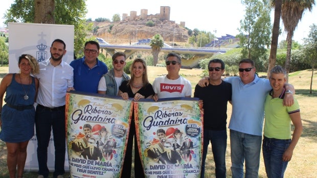 Artistas y organizadores del festival musical