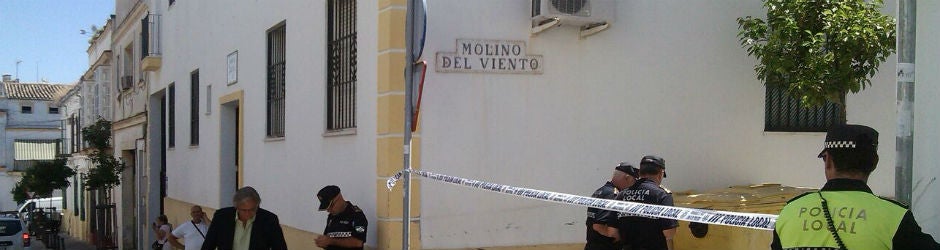 La Policía acordona la calle jerezana donde ocurrió el intento de crimen