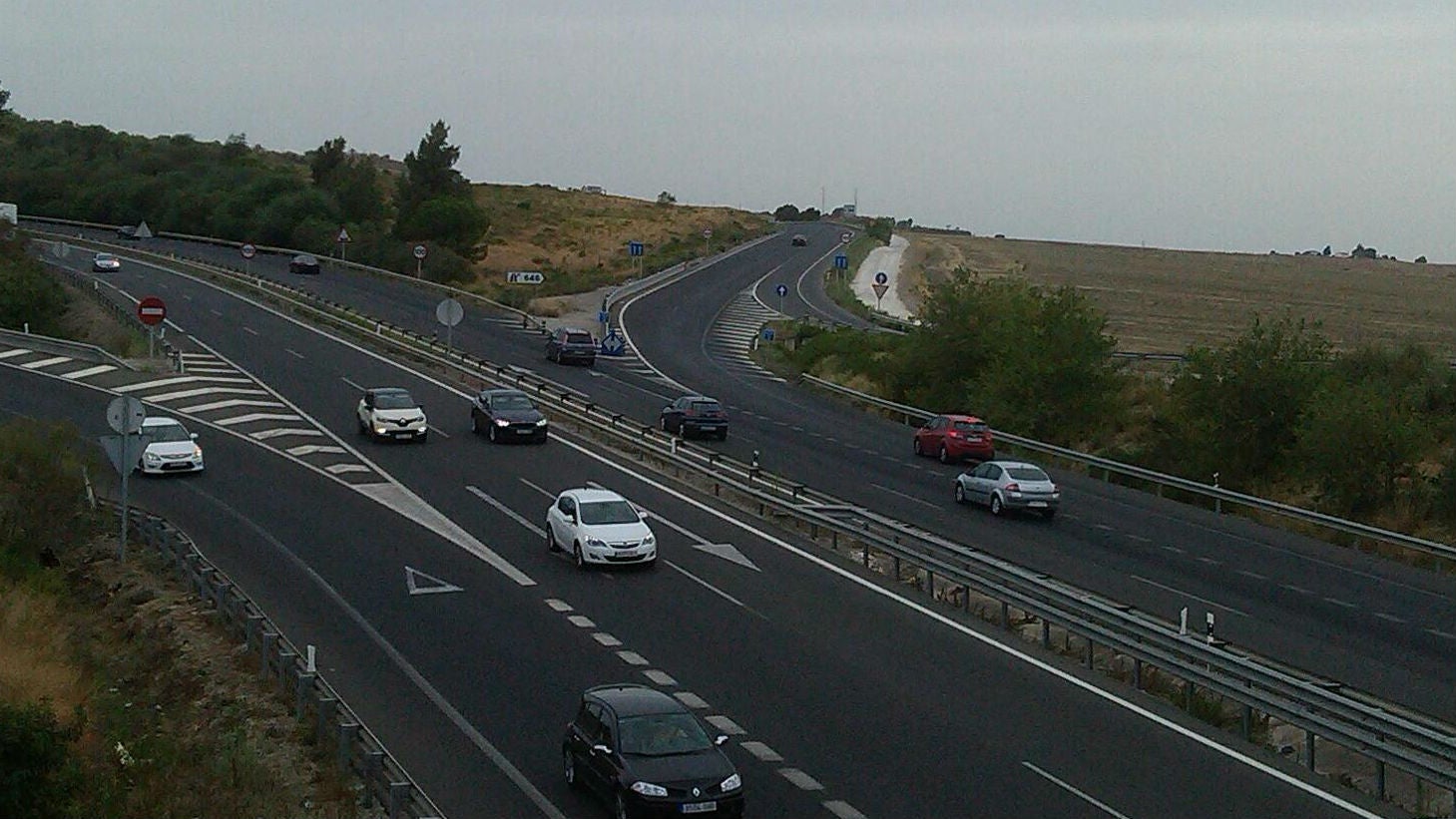 Normalidad en las carreteras de la provincia en el puente de agosto