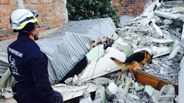 Velada solidaria en beneficio de Bomberos Sin Fronteras