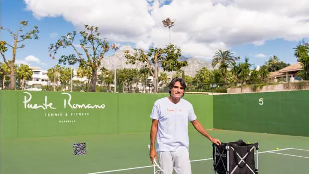 Pepe Imaz en las pistas del club de tenis de Puente Romano