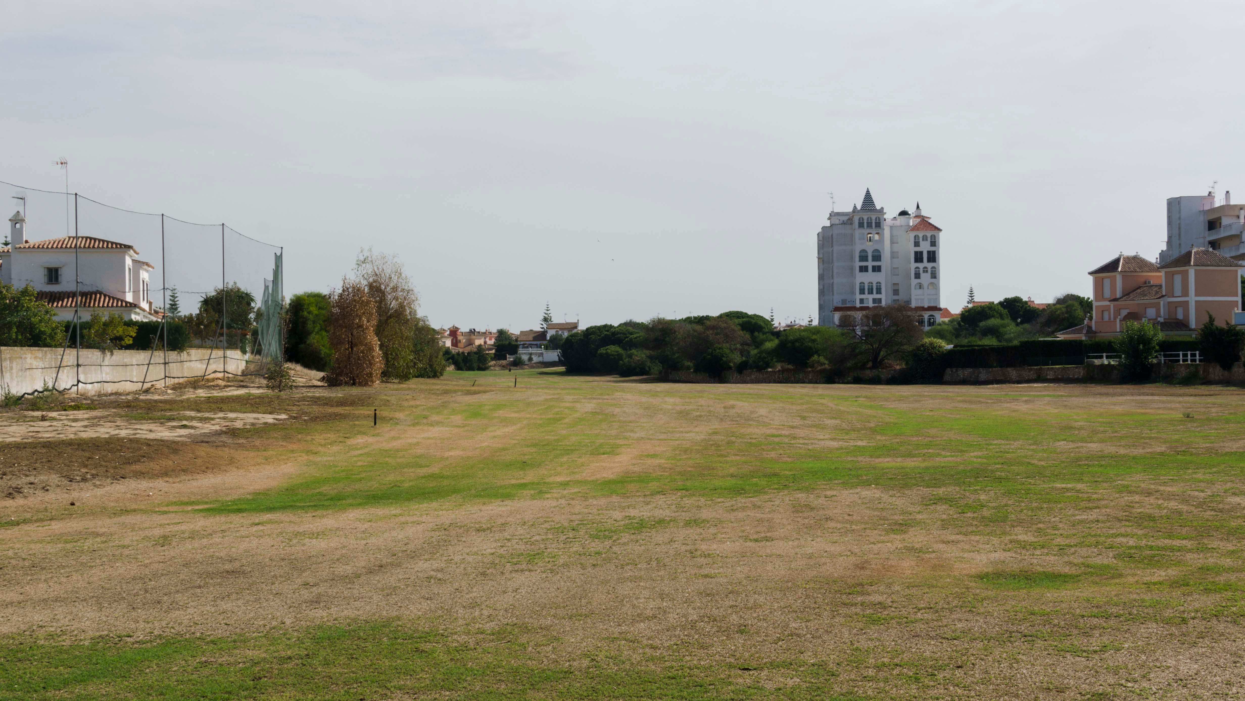 El campo de golf de Matalascañas cierra indefinidamente
