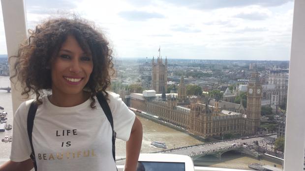La joven Maloma Morales en un viaje a Londres-ABC
