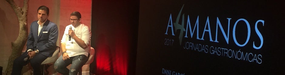 Dani García y Jorge Manzur, director de Puente Romano durante la presentación