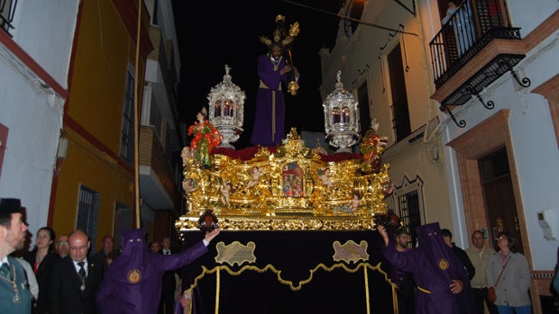 El Gran Poder preside la Madrugada de Dos Hermanas