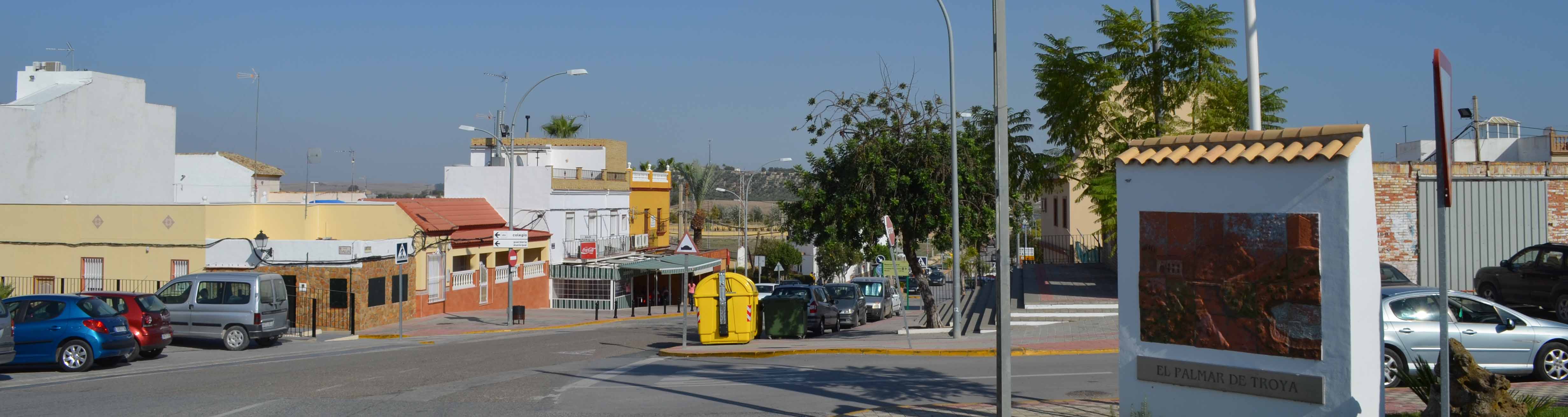 La entrada a la ELA de El Palmar de Troya