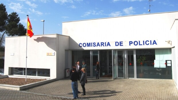 En la comisaría de Alcalá se ha incrementado el número de funcionarios para atender el DNI