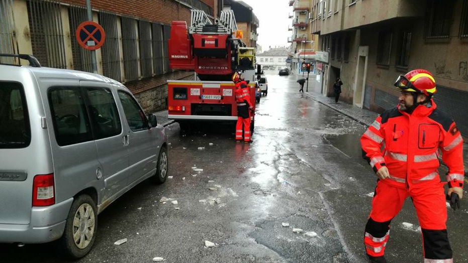 Temporal en Andalucía: Tres heridos, uno de ellos de gravedad, tras ser arrastrados por el viento en Jaén