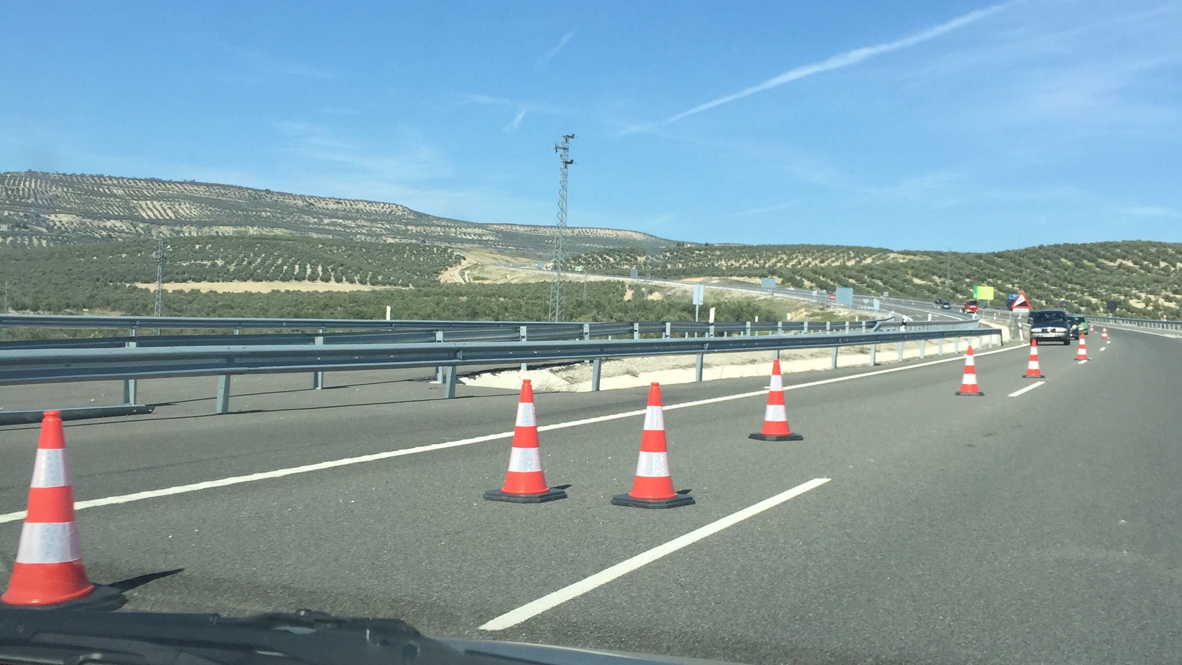 Un tramo de la autovía A-316 se hunde en el término de Baeza