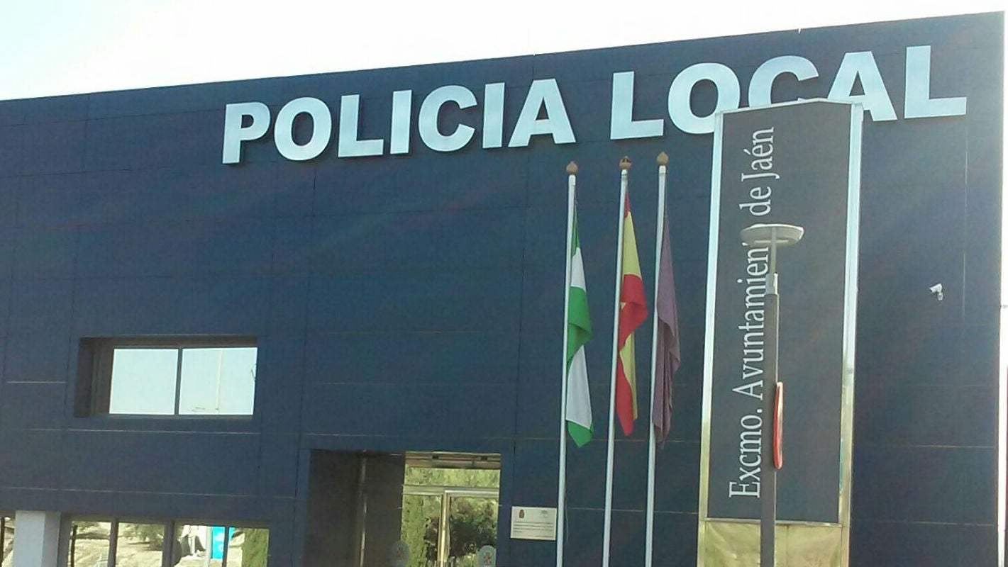 Dos policías locales de Jaén heridos tras ser arrollados en un control