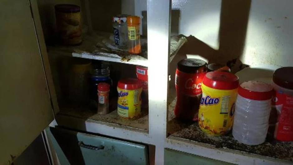 Madre e hija retenidas en su casa durante meses