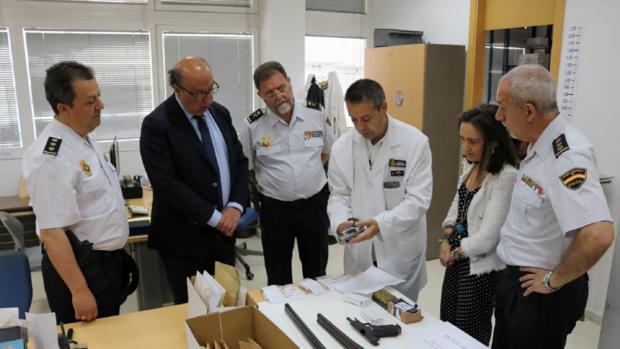 Un herido y cuatro detenidos tras un tiroteo en el barrio de Pérez Cubillas de Huelva