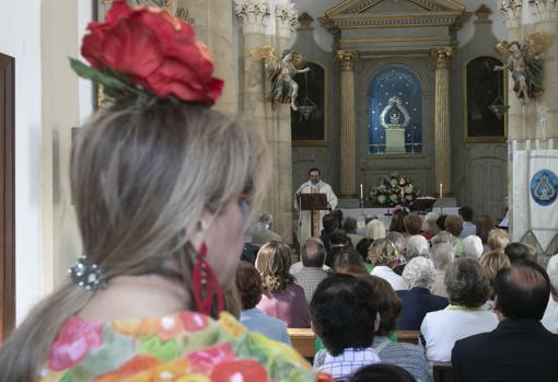 Misa ante Nuestra Señora de la Salud en su ermita