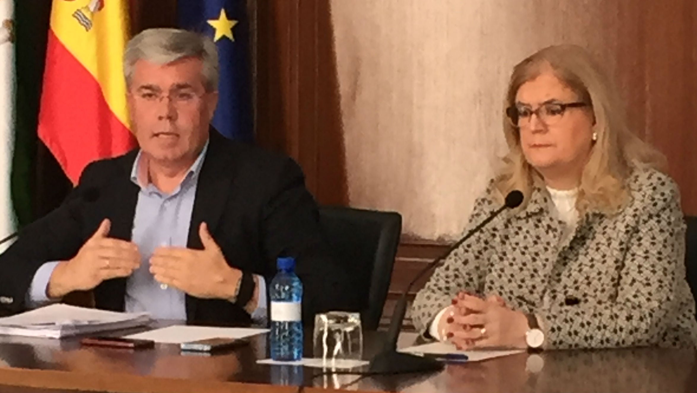 Investigan por delitos de malversación, falsedad y cohecho al secretario de Estado de Hacienda